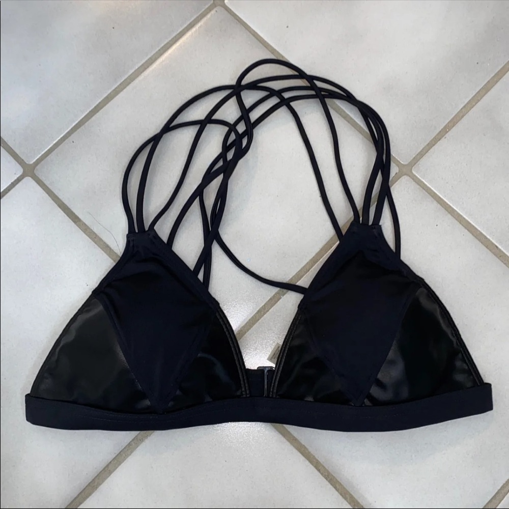 Bikini top